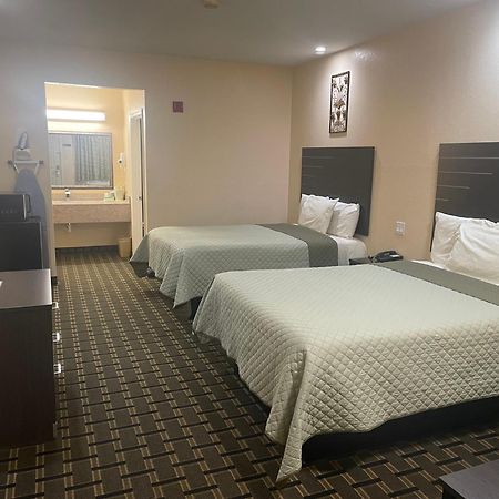 Homegate Inn & Suites West Memphis Bagian luar foto